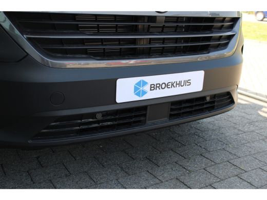 Volkswagen e-Transporter VOOR MEKAAR DEALS | Life Intro | 64 kWh | 218 pk | L2 | Trekhaak | Stoelverwarming | Achteruitrij... ActivLease financial lease