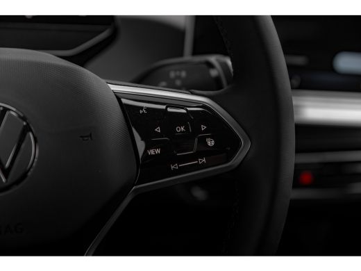 Volkswagen ID.3 170pk Pure 52 kWh | Achteruitrijcamera | 19" | Navigatie | Adaptive Cruise | Stoel & Stuurverwarming ActivLease financial lease