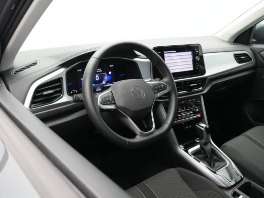 Volkswagen T-Roc 1.5 TSI 150pk DSG Life Edition Navi via App Pdc Clima Acc 63 ActivLease financial lease