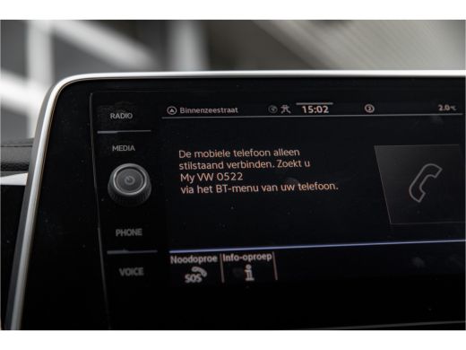 Volkswagen T-Roc 1.5 TSI R-Line Edition | Matrix LED | Navi | Keyless | Camera | Side Assist | ActivLease financial lease