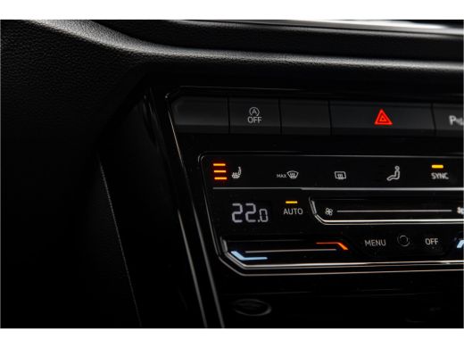Volkswagen T-Roc 1.5 TSI R-Line Edition | Matrix LED | Navi | Keyless | Camera | Side Assist | ActivLease financial lease