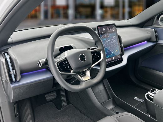 Volvo  EX30 Single Motor Extended Range Plus 69 kWh | Stoel/stuurverwarming | Harman Kardon | Adaptieve cruis... ActivLease financial lease