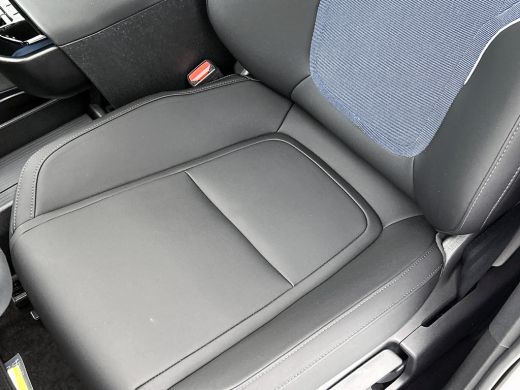 Volvo  EX30 Single Motor Extended Range Plus 69 kWh | Stoel/stuurverwarming | Harman Kardon | Adaptieve cruis... ActivLease financial lease