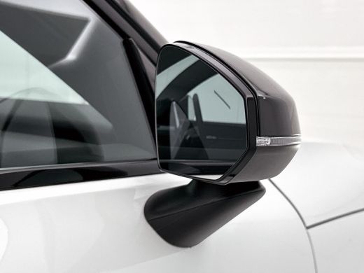 Volvo  EX30 Single Motor Extended Range Plus 69 kWh | Stoel/stuurverwarming | Harman Kardon | Adaptieve cruis... ActivLease financial lease