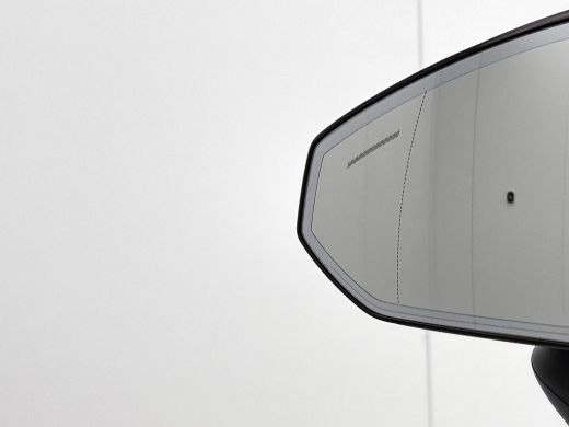 Volvo  EX30 Single Motor Extended Range Plus 69 kWh | stoel/stuurverwarming | Harman Kardon | Parkeercamera |... ActivLease financial lease