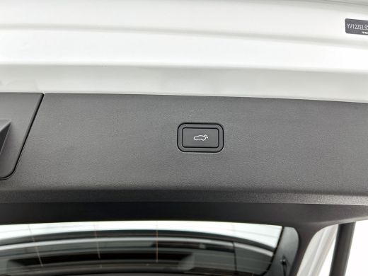 Volvo  EX30 Single Motor Extended Range Plus 69 kWh | stoel/stuurverwarming | Harman Kardon | Parkeercamera |... ActivLease financial lease