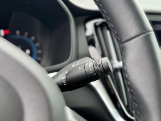 Volvo  S60 2.0 B3 Plus Dark | Harman/Kardon | Sportstoelen | Camera | 19 Inch | BLIS | Adaptive Cruise | Sto... ActivLease financial lease