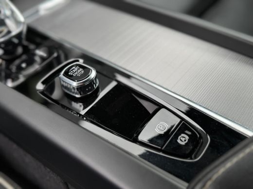 Volvo  S60 2.0 B3 Plus Dark | Harman/Kardon | Sportstoelen | Camera | 19 Inch | BLIS | Adaptive Cruise | Sto... ActivLease financial lease