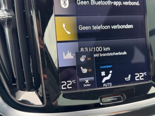 Volvo  V60 2.0 B3 R-Design NL AUTO | CAMERA | PANO | ActivLease financial lease
