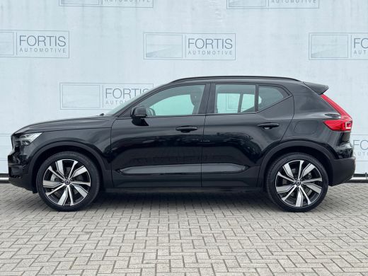Volvo  XC40 Recharge P8 AWD R-Design NL AUTO | TREKHAAK | CARPLAY | ActivLease financial lease