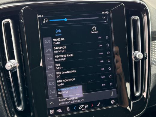 Volvo  XC40 Recharge P8 AWD R-Design NL AUTO | TREKHAAK | CARPLAY | ActivLease financial lease