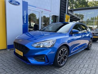 Ford Focus 1.0 125PK ST-Line STOEL-, STUUR-& VOORRUITVERWARMING| 18" LM VELGEN| CLIMATE CONTROL| KEYLESS ENT...