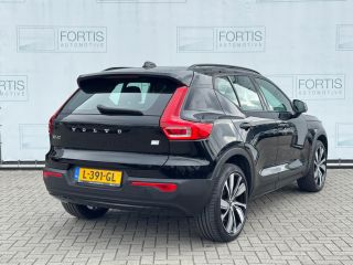 Volvo  XC40 Recharge P8 AWD R-Design NL AUTO | TREKHAAK | CARPLAY |