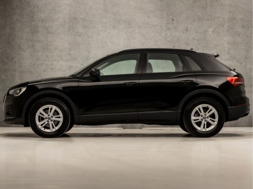 Audi Q3 35 TFSI Sportline 150Pk Automaat (APPLE CARPLAY, GROOT NAVI, CLIMATE, SPORTSTOELEN, ELEK ACHTERKL... ActivLease financial lease