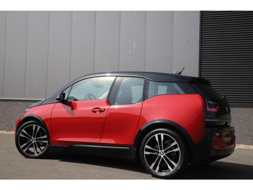 BMW i3 S Executive 184pk 120Ah 42 kWh/Camera/Carplay/W-pomp/20"/3-Fase ActivLease financial lease