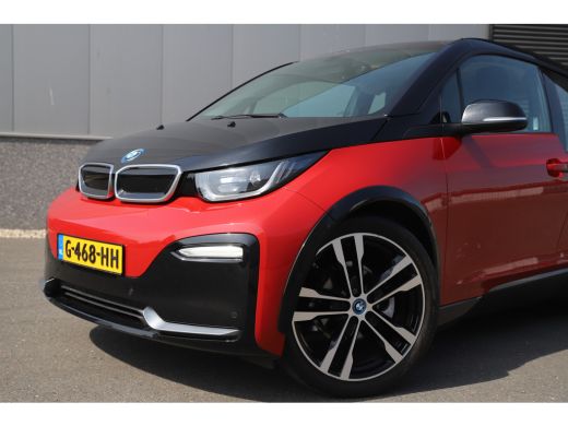 BMW i3 S Executive 184pk 120Ah 42 kWh/Camera/Carplay/W-pomp/20"/3-Fase ActivLease financial lease