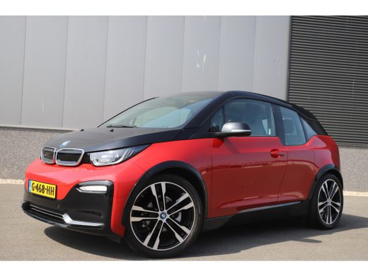 BMW i3 S Executive 184pk 120Ah 42 kWh/Camera/Carplay/W-pomp/20"/3-Fase ActivLease financial lease