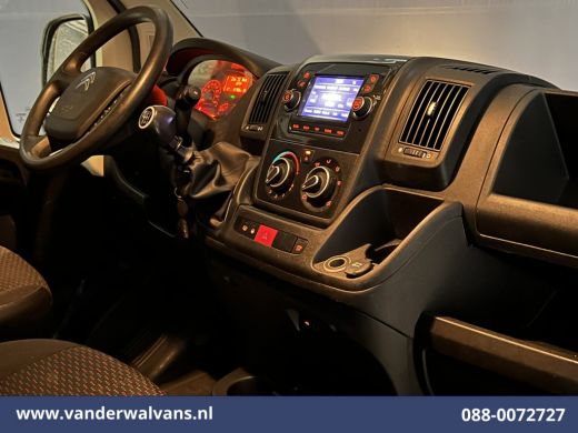 Citroën Jumper 2.2 BlueHDi 120pk L1H1 Airco | 2500kg Trekhaak | Imperiaal Bijrijdersbank ActivLease financial lease