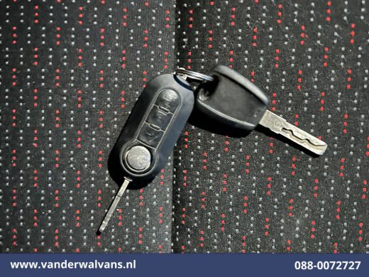 Citroën Jumper 2.2 BlueHDi 120pk L1H1 Airco | 2500kg Trekhaak | Imperiaal Bijrijdersbank ActivLease financial lease