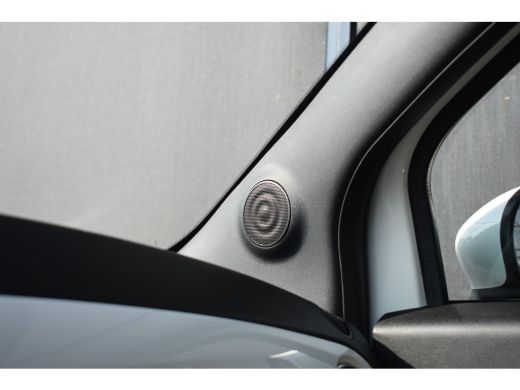 Fiat 500 1.0 Hybrid Dolcevita | Panoramadak | Navigatie by App | Half-Leder | Cruise Control | Airco | App... ActivLease financial lease