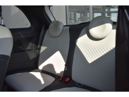 Fiat 500 1.0 Hybrid Dolcevita | Panoramadak | Navigatie by App | Half-Leder | Cruise Control | Airco | App... ActivLease financial lease