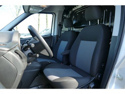 Fiat Doblò 1.6 MJ 105PK L1H1 TREKKING / NAVI / AIRCO / DAB / BLUETOOTH / CRUISECONTROL / 1E EIGENAAR / ActivLease financial lease