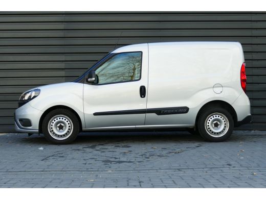 Fiat Doblò 1.6 MJ 105PK L1H1 TREKKING / NAVI / AIRCO / DAB / BLUETOOTH / CRUISECONTROL / 1E EIGENAAR / ActivLease financial lease