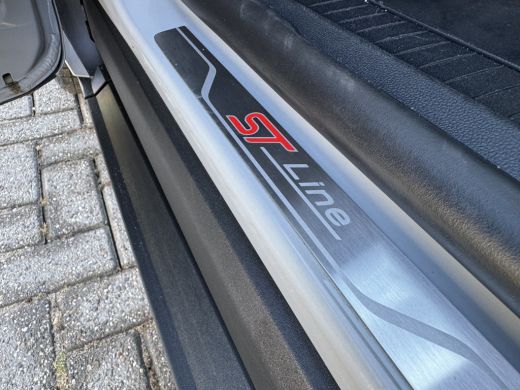 Ford Kuga 2.5 PHEV Graphite Tech Edition Trekhaak | Schuifdak ActivLease financial lease