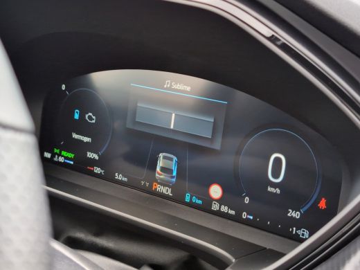 Ford Kuga 2.5 PHEV ST-Line X | Adaptieve Matrix LED koplampen met Coast to Coast signature LED verlichting ... ActivLease financial lease
