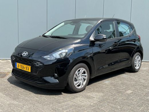 Hyundai i10 1.0 Comfort 5-zits Automaat | Airco | Carplay | Camera | Boordcomputer | Cruise control | Boordco... Hyundai i10 1.0 Comfort 5-zits Automaat | Airco | Carplay | Camera | Boordcomputer | Cruise control | Boordco...