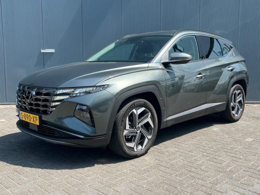 Hyundai Tucson 1.6 T-GDI PHEV 265pk Comfort Smart 4WD 1.6 T-GDI PHEV 265pk Comfort Smart 4WD | Climate | Camera ... Hyundai Tucson 1.6 T-GDI PHEV 265pk Comfort Smart 4WD 1.6 T-GDI PHEV 265pk Comfort Smart 4WD | Climate | Camera ...