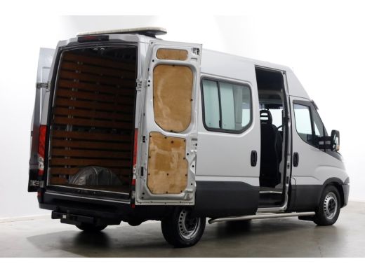 Iveco Daily 35S21 3.0 210pk Euro6 HiMatic Automaat L2H2 D.C. Trekhaak 3500kg 10-2017 ActivLease financial lease