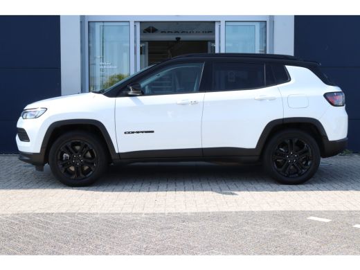Jeep Compass 4xe 240 Plug-in Hybrid Electric Upland | Adaptieve Cruise | Camera | Stoel+Stuurverwarming | Navi... ActivLease financial lease