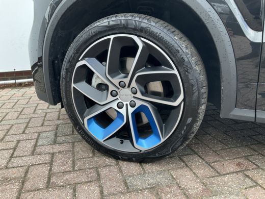 Lynk & Co 01 1.5 262PK PHEV Zwarte hemel 360° StoelVerw. Panoramadak Plug-in ActivLease financial lease