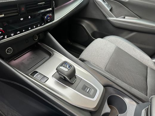 Nissan QASHQAI 1.3 MHEV Xtronic N-Connecta Nieuwste model ActivLease financial lease
