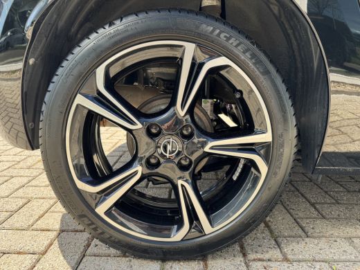 Opel Corsa 1.2 Level 4 Panoramadak ActivLease financial lease