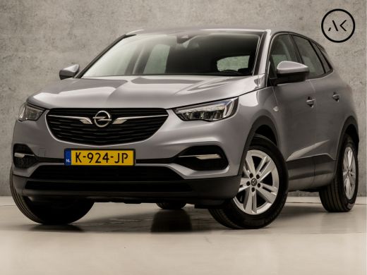 Opel Grandland X 1.2 Turbo Edition (APPLE CARPLAY, GROOT NAVI, LEDER, CRUISE, SPORTSTOELEN, PARKEERSENSOREN, LANE ... Opel Grandland X 1.2 Turbo Edition (APPLE CARPLAY, GROOT NAVI, LEDER, CRUISE, SPORTSTOELEN, PARKEERSENSOREN, LANE ...