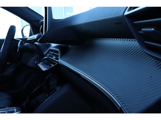 Peugeot 2008 1.2 Hybrid 145 Allure | Adaptive Cruise | Camera V/A | Navi | Carplay | Climate | Keyless ActivLease financial lease