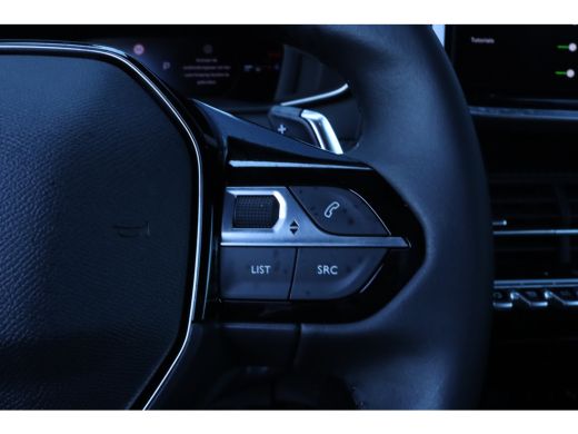 Peugeot 2008 1.2 Hybrid 145 Allure | Adaptive Cruise | Camera V/A | Navi | Carplay | Climate | Keyless ActivLease financial lease