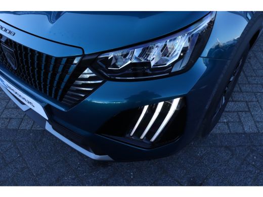 Peugeot 2008 1.2 Hybrid 145 Allure | Adaptive Cruise | Camera V/A | Navi | Carplay | Climate | Keyless ActivLease financial lease