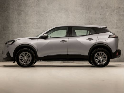Peugeot 2008 1.2 PureTech Sport Automaat (APPLE CARPLAY, GROOT NAVI, 360 CAMERA, LM VELGEN, SPORTSTOELEN, CRUI... ActivLease financial lease