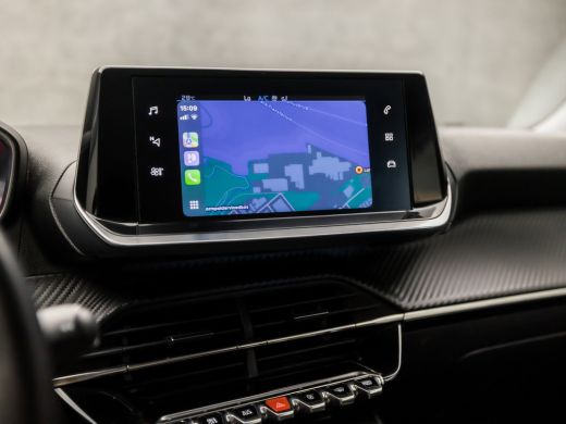 Peugeot 2008 1.2 PureTech Sport Automaat (APPLE CARPLAY, GROOT NAVI, 360 CAMERA, LM VELGEN, SPORTSTOELEN, CRUI... ActivLease financial lease