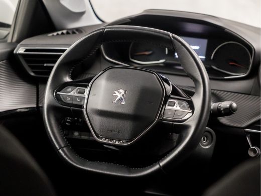 Peugeot 208 1.2 PureTech Sport (APPLE CARPLAY, GROOT NAVI, 360 CAMERA, SPORTSTOELEN, LM VELGEN, LANE ASSIST, ... ActivLease financial lease
