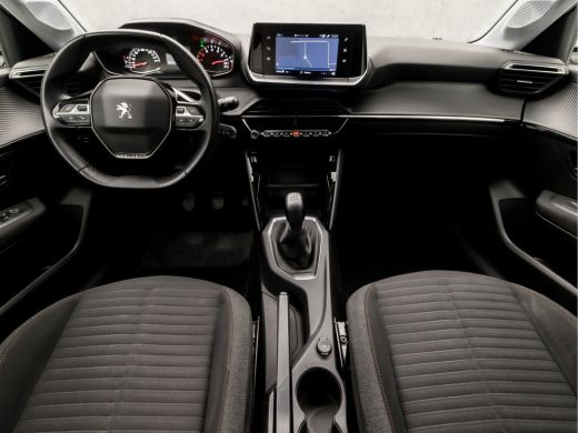 Peugeot 208 1.2 PureTech Sport (APPLE CARPLAY, GROOT NAVI, 360 CAMERA, SPORTSTOELEN, LM VELGEN, LANE ASSIST, ... ActivLease financial lease
