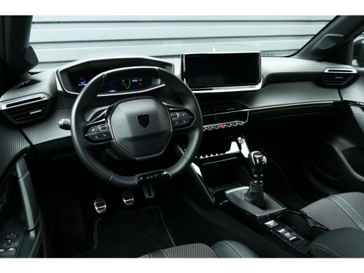 Peugeot 208 1.2 PURTECH 100PK 5-DRS GT / FACELIFT! / NAVI / CLIMA / PDC / 17"LMV / CAMERA / KEYLESS / FULL-LE... ActivLease financial lease