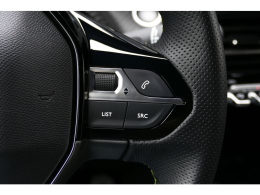 Peugeot 208 1.2 PURTECH 100PK 5-DRS GT / FACELIFT! / NAVI / CLIMA / PDC / 17"LMV / CAMERA / KEYLESS / FULL-LE... ActivLease financial lease