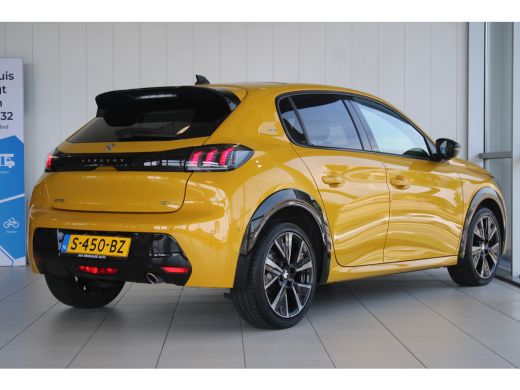 Peugeot 208 1.2 Turbo 100-PK EAT8 AUTOMAAT GT | PANORAMADAK | KEYLESS | CAMERA | STOELVERWARMING | ADAPTIVE C... ActivLease financial lease