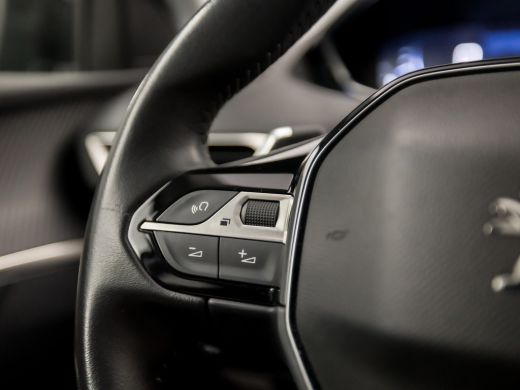 Peugeot 3008 1.2 PureTech Sport Automaat (APPLE CARPLAY, GROOT NAVI, 360 CAMERA, GETINT GLAS, SPORTSTOELEN, CR... ActivLease financial lease
