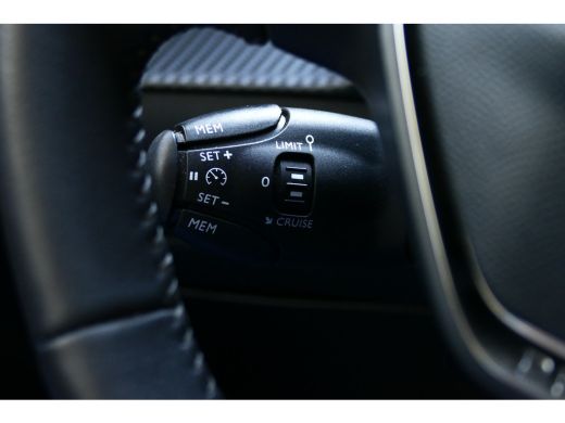 Peugeot e-208 EV 136PK 50KWH 5-DRS ACTIVE AUTOMAAT / NAVI / LED / CLIMA / WARMTEPOMP / 3-FASE / DAB+ / BLUETOOT... ActivLease financial lease