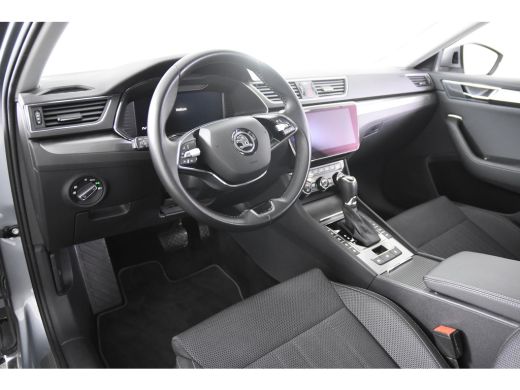 Skoda Superb Combi 1.4 TSI iV Hybrid *1ste Eigenaar*Memory*Trekhaak* ActivLease financial lease
